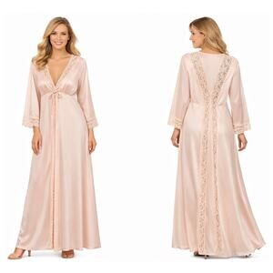 Vintage 1970s Llise Stevens Blush Pink Lace Peignoir Robe USA made Large